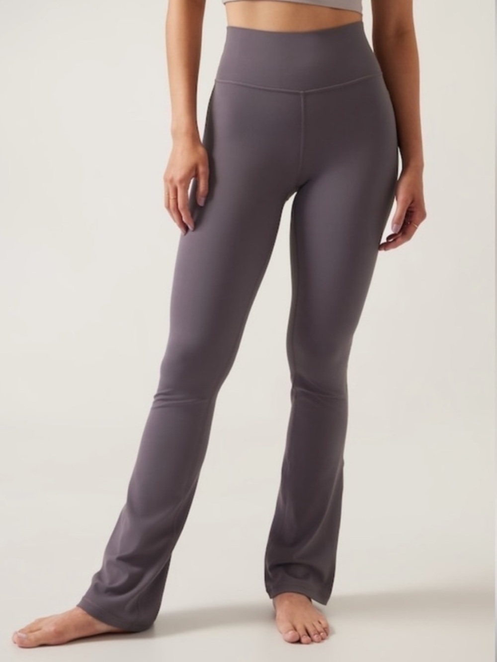 Athleta Transcend Slim Pant in Dusty Violet
